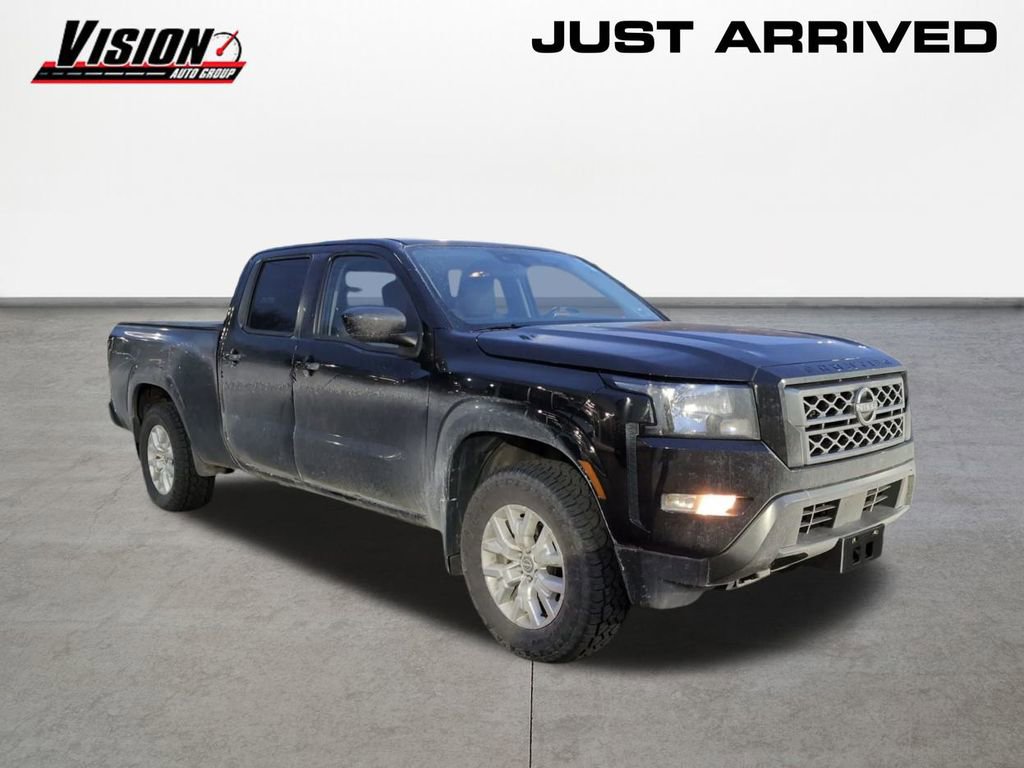 Used 2022 Nissan Frontier SV w/ Technology Package image 3