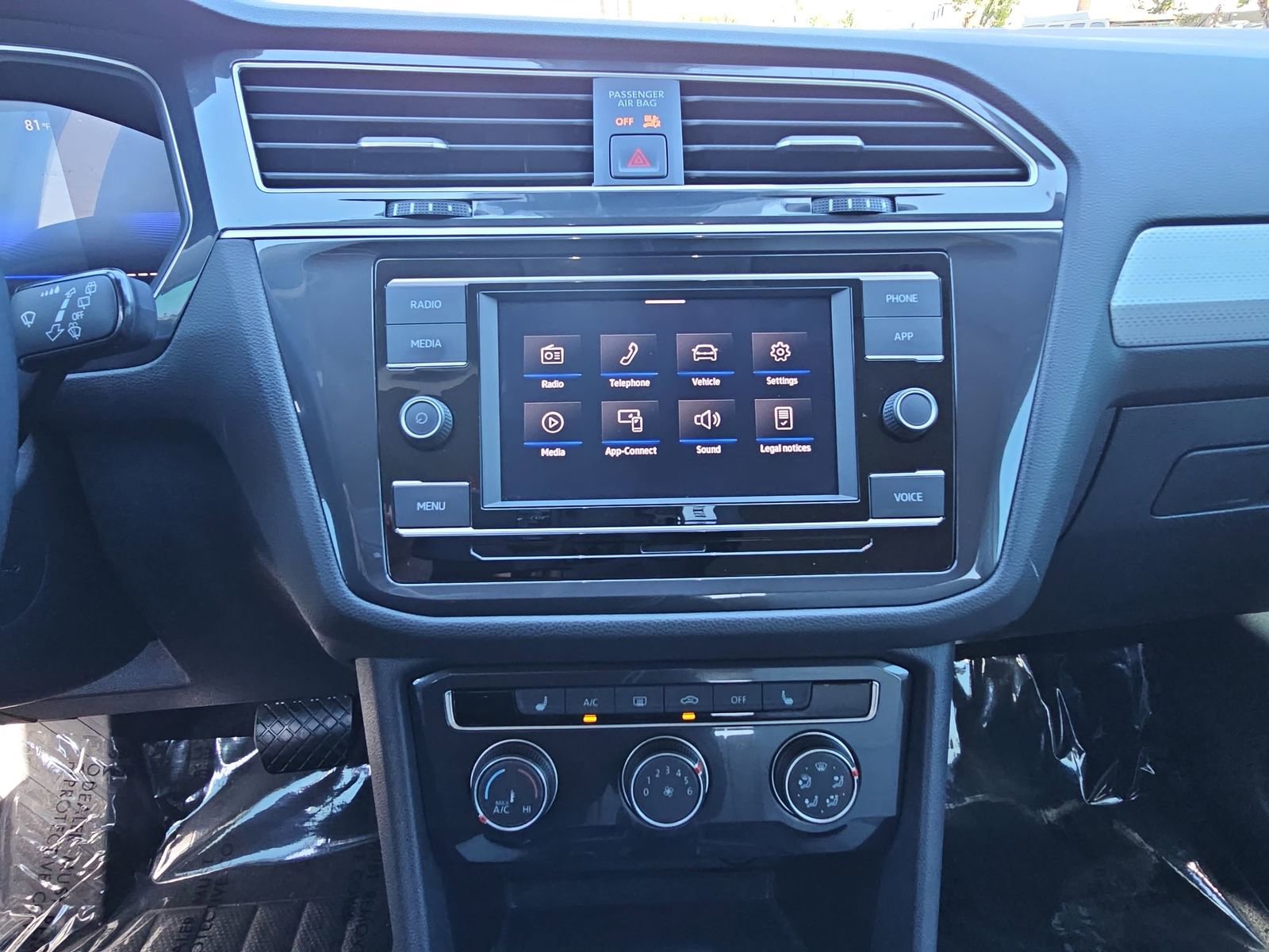 Used 2024 Volkswagen Tiguan S image 21