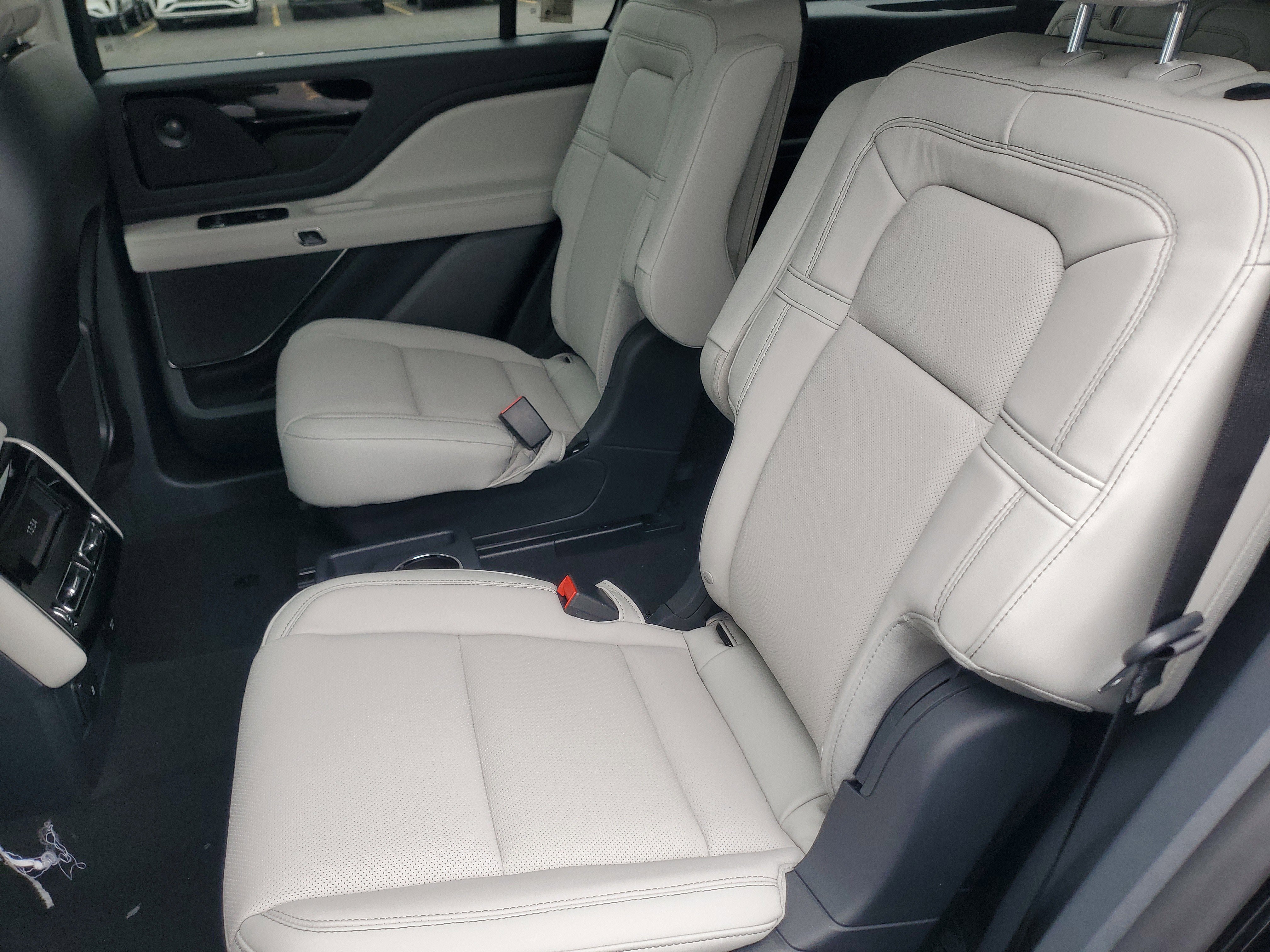 New 2026 Lincoln Aviator Reserve image 24