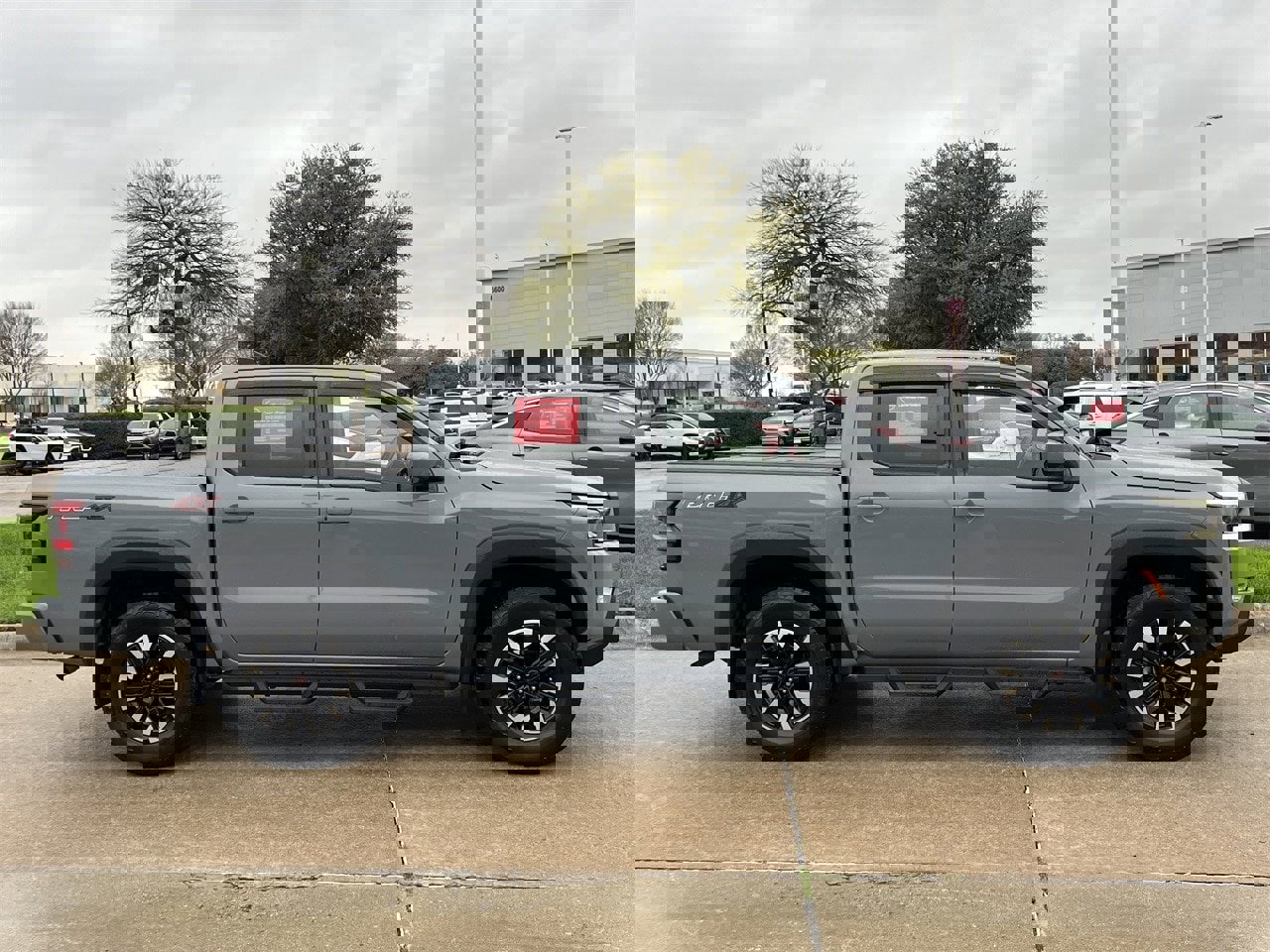 Certified 2023 Nissan Frontier PRO-4X w/ Pro Convenience Package image 3