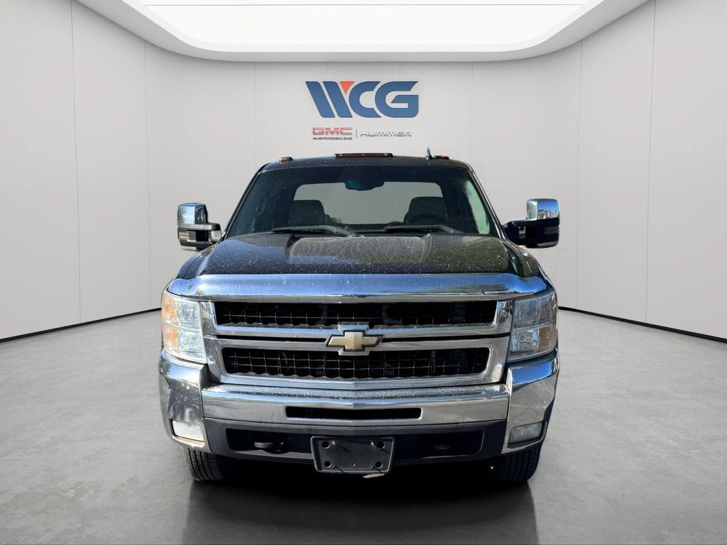Used 2008 Chevrolet Silverado 3500 LTZ AWD/4WD image 2