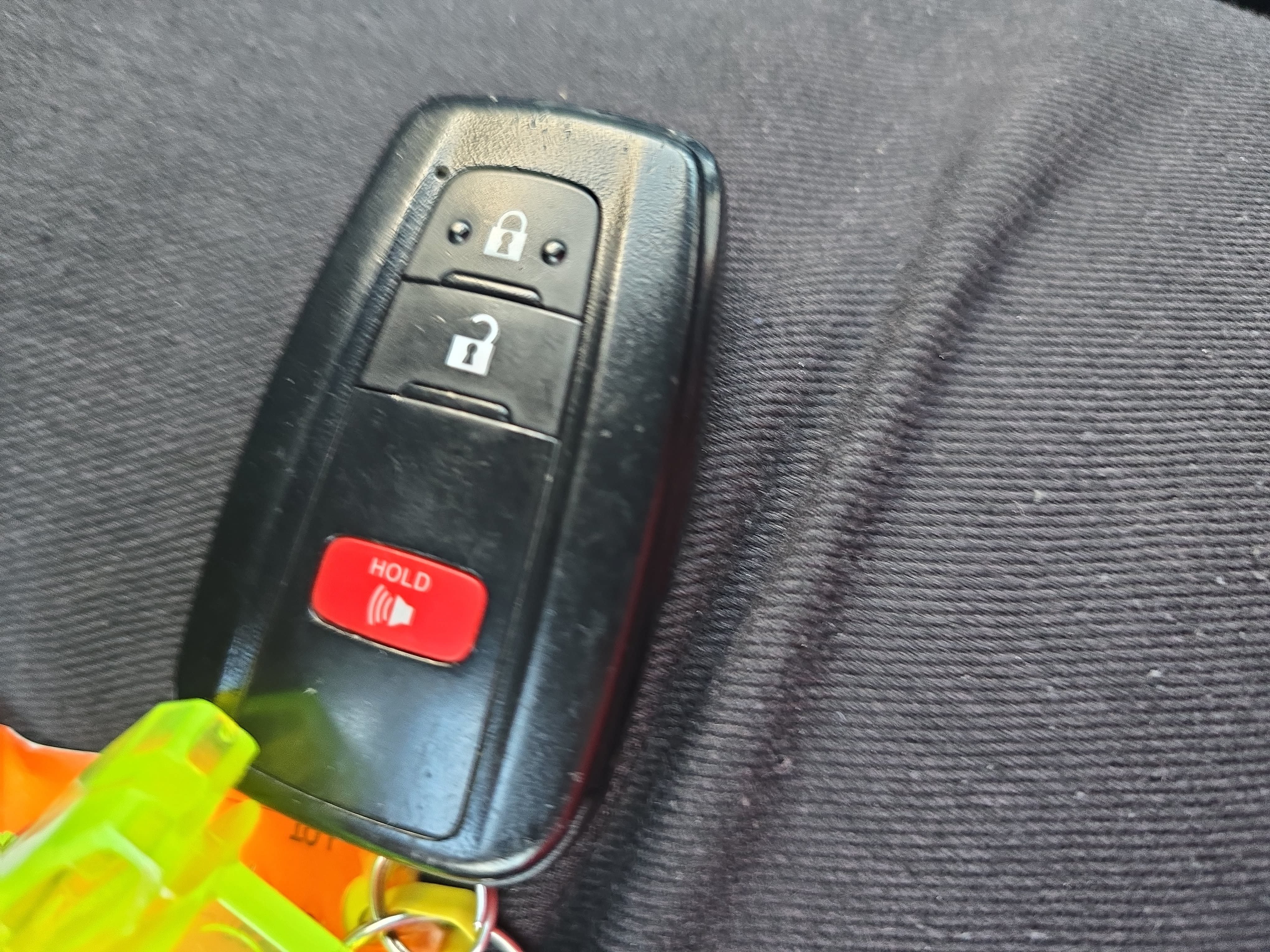 Used 2024 Toyota RAV4 XLE FWD image 12