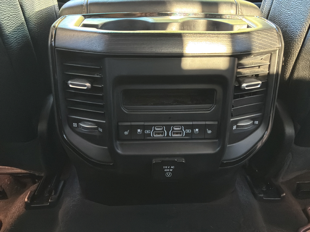 Used 2022 RAM 1500 Limited AWD/4WD image 16