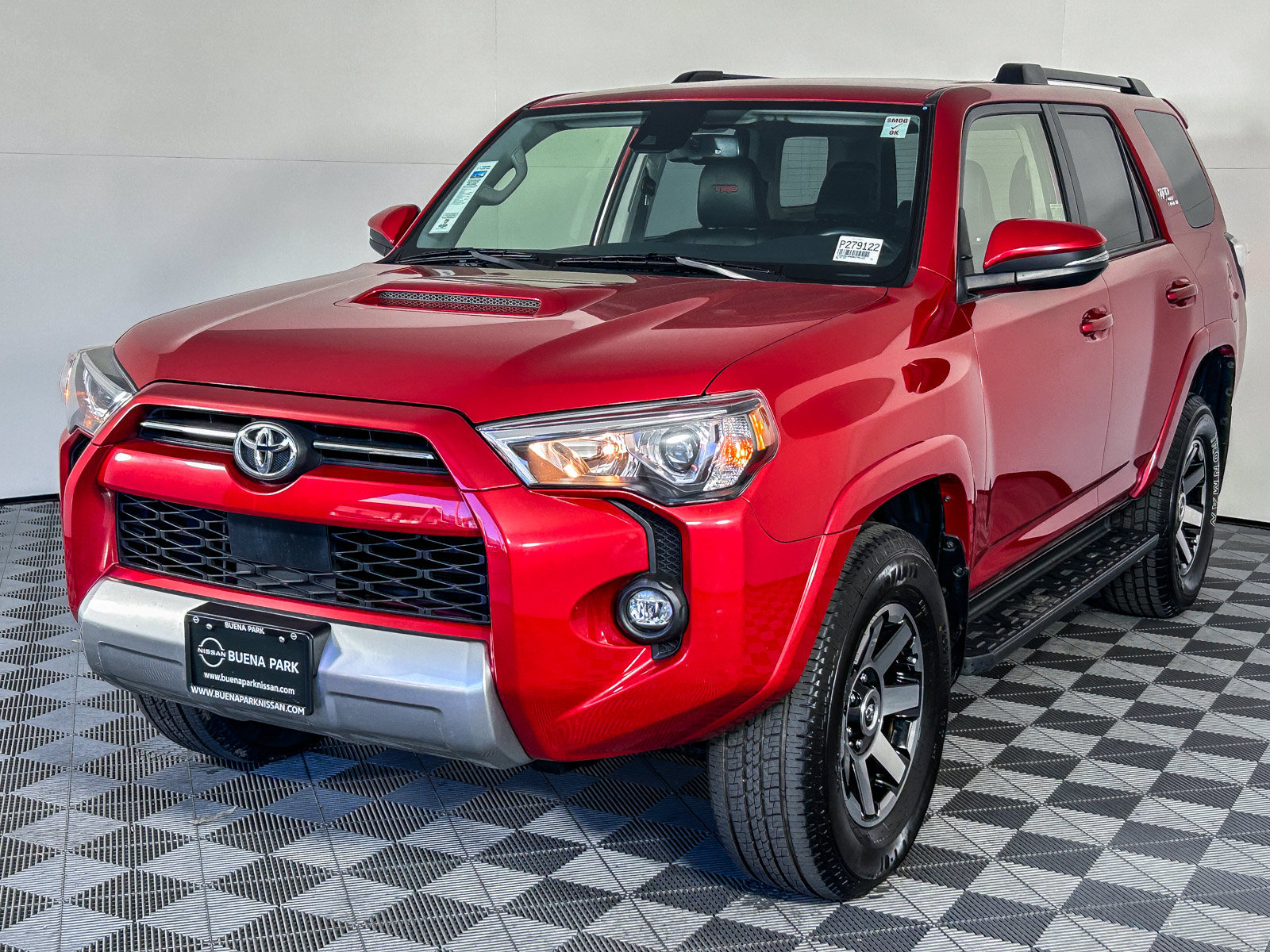 Used 2024 Toyota 4Runner TRD Off-Road Premium AWD/4WD image 3