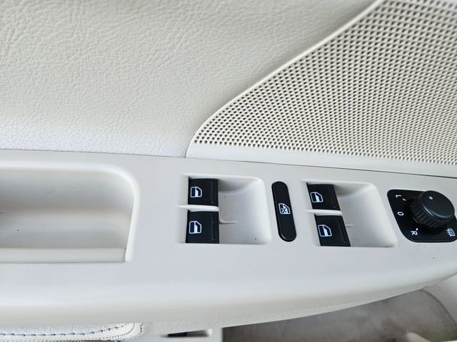 Used 2013 Volkswagen Jetta TDI image 26