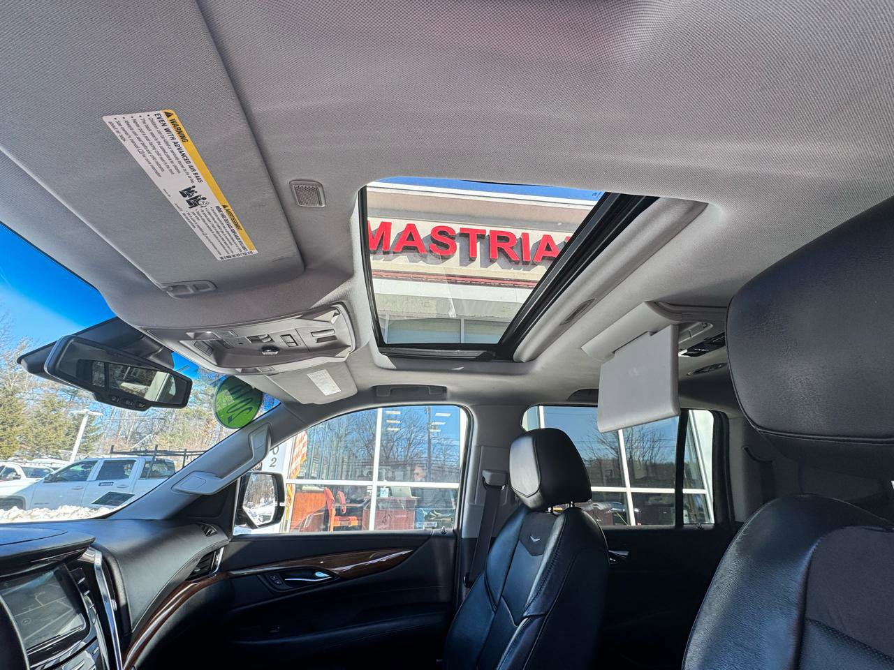 Used 2016 Cadillac Escalade ESV Luxury image 35