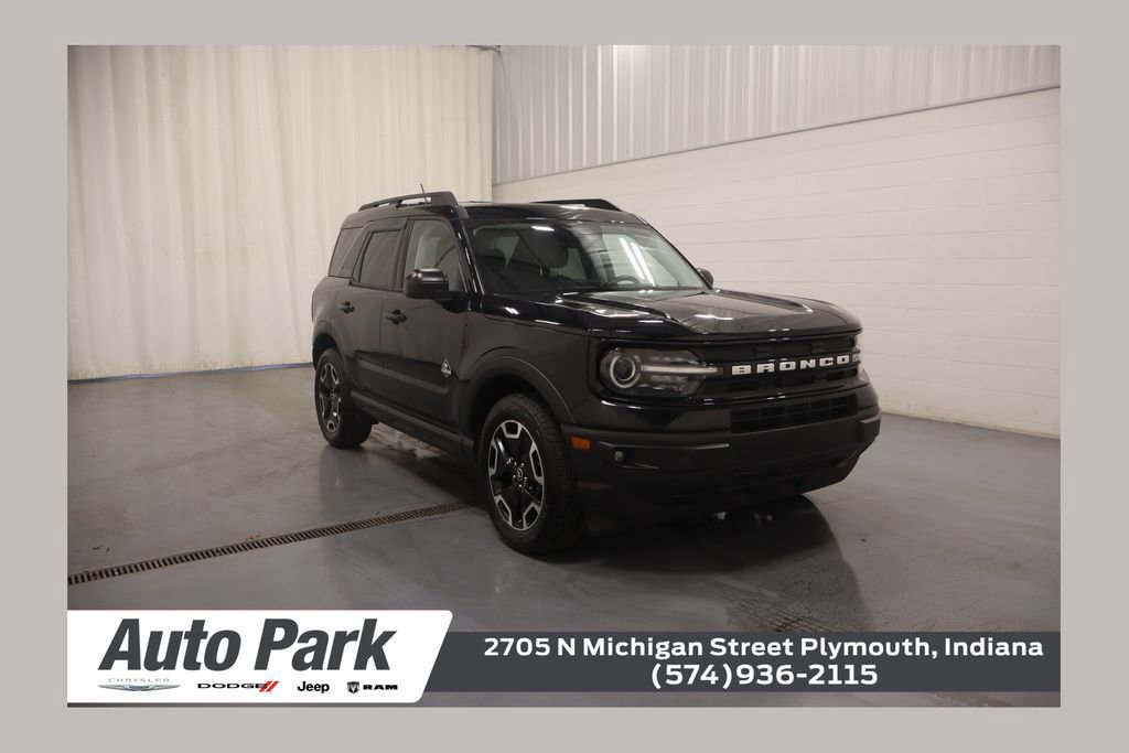 Used 2021 Ford Bronco Sport Outer Banks w/ Outer Banks Package (96D) image 1