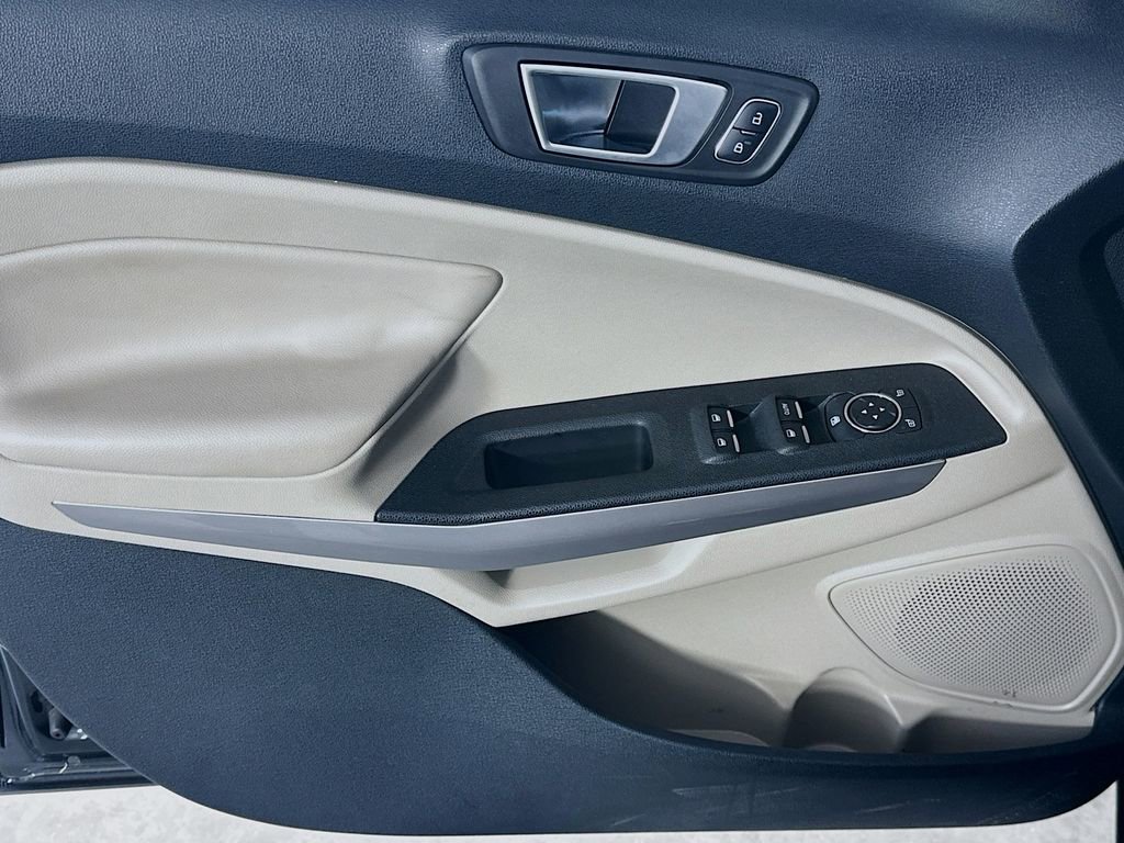 Used 2020 Ford EcoSport Titanium FWD image 24