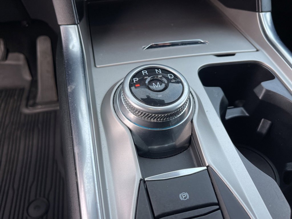 Used 2020 Ford Explorer XLT w/ Equipment Group 202A image 15