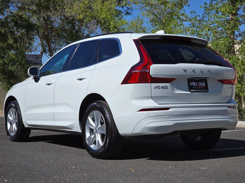 Used 2022 Volvo XC60 B5 Momentum AWD/4WD image 8