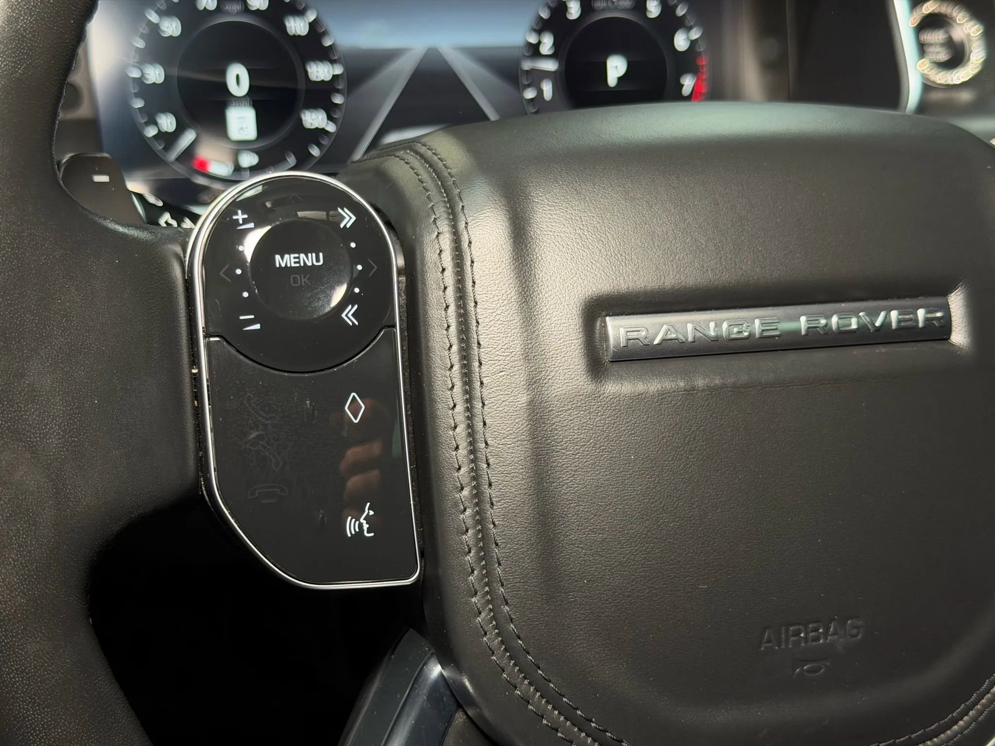 Used 2018 Land Rover Range Rover HSE AWD/4WD image 43