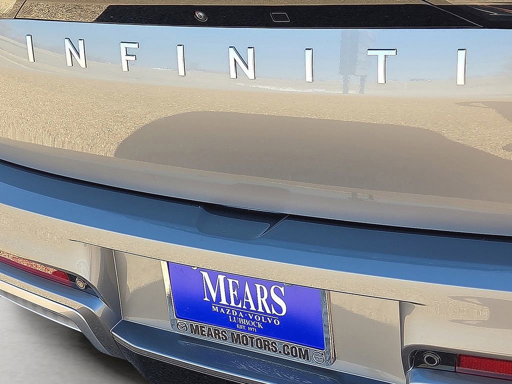 Used 2025 INFINITI QX80 Sensory image 16