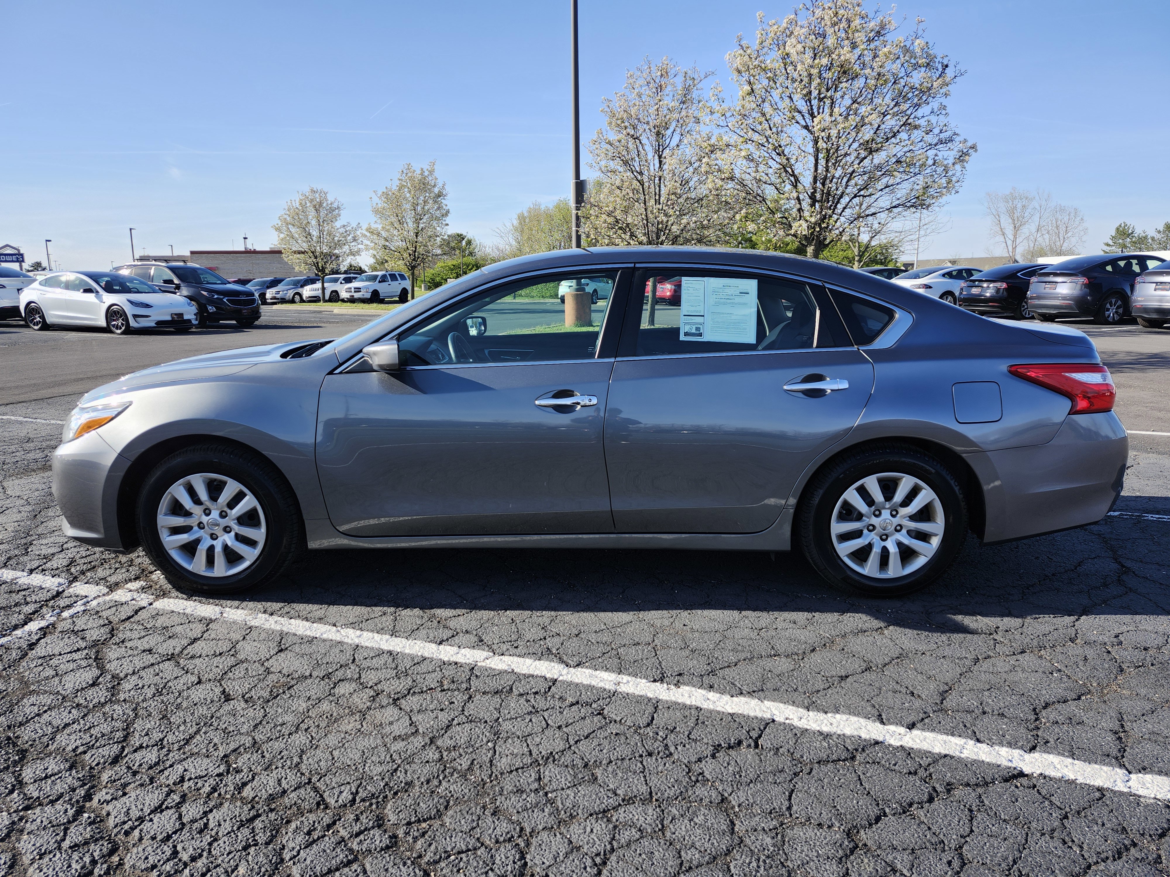 Used 2017 Nissan Altima 2.5 S w/ Power Driver Seat Package FWD image 12