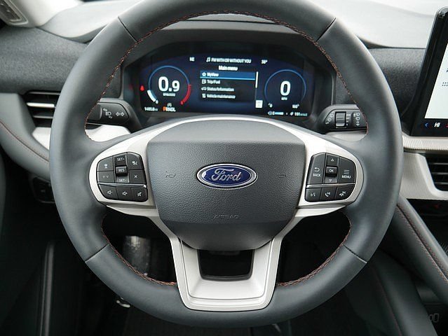 New 2026 Ford Explorer Active w/ Active Comfort Package AWD/4WD image 18