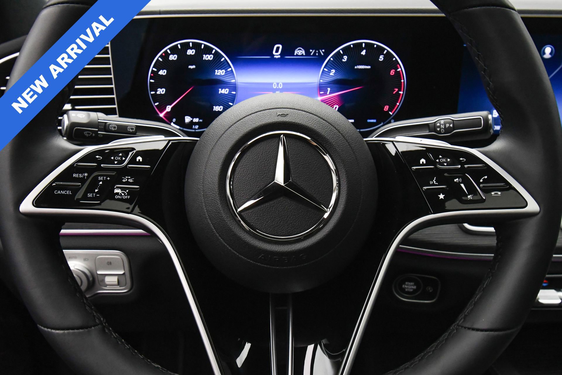 Used 2025 Mercedes-Benz GLS 450 4MATIC image 37
