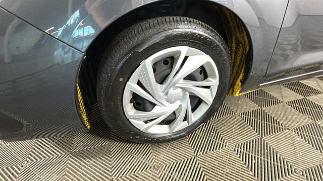 Used 2022 Nissan Rogue S FWD image 42