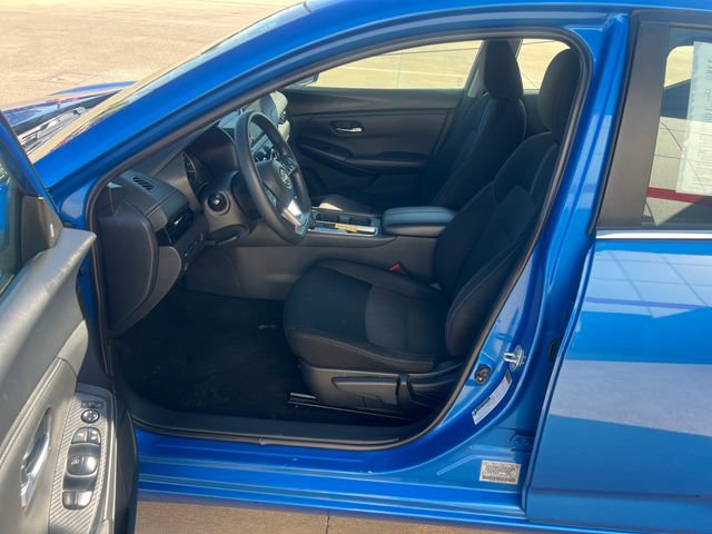 Used 2024 Nissan Sentra SV image 9