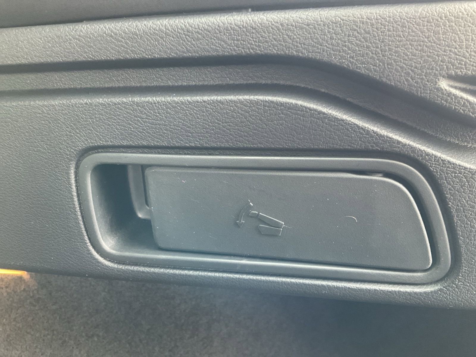 Used 2024 INFINITI QX55 Luxe w/ Cargo Package image 26