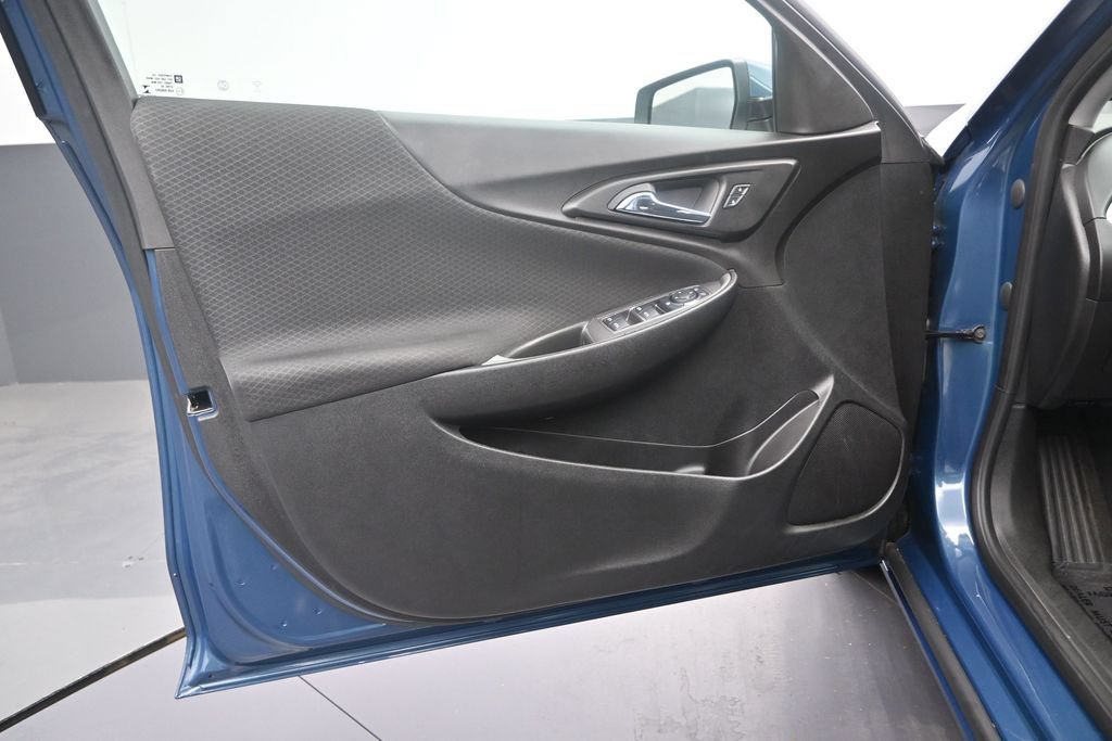 Used 2024 Chevrolet Malibu LS FWD image 11