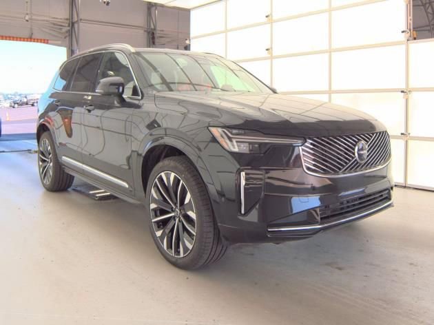 Used 2025 Volvo XC90 B6 Plus