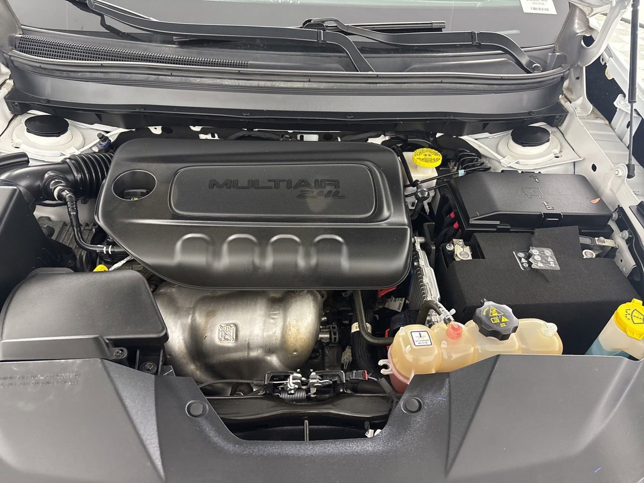 Used 2020 Jeep Cherokee Latitude FWD image 31