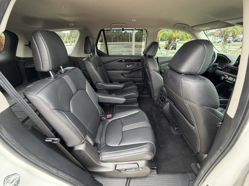 Used 2023 Honda Pilot EX-L image 32