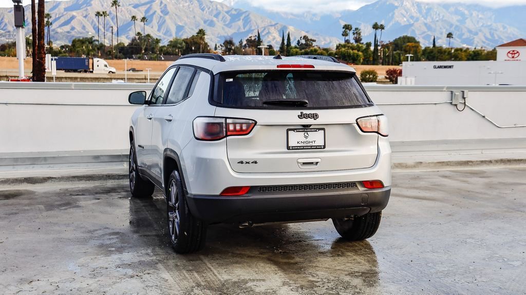 New 2026 Jeep Compass Latitude image 7