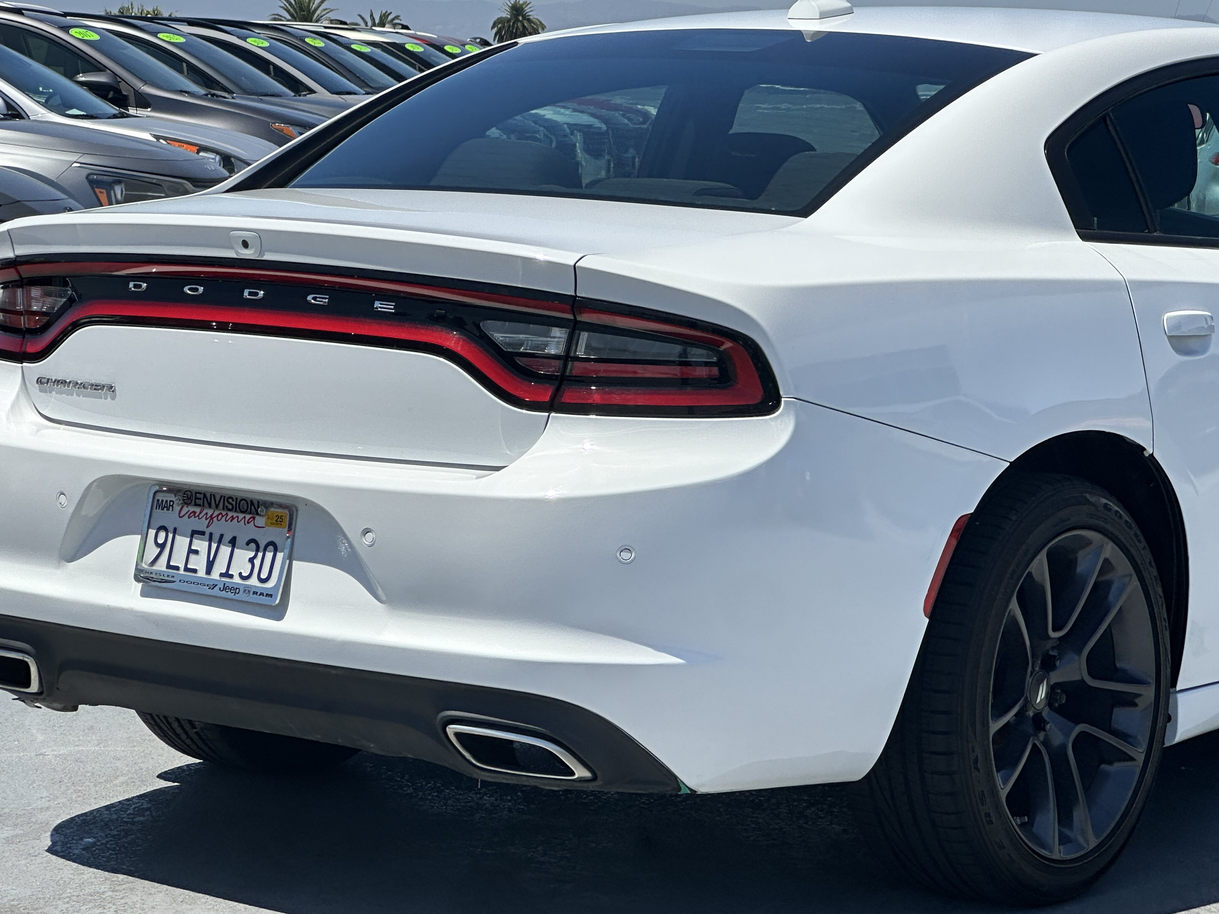 Used 2023 Dodge Charger SXT RWD image 8