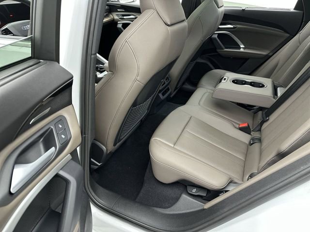 Used 2025 Audi Q5 Premium Plus w/ Premium Plus AWD/4WD image 23