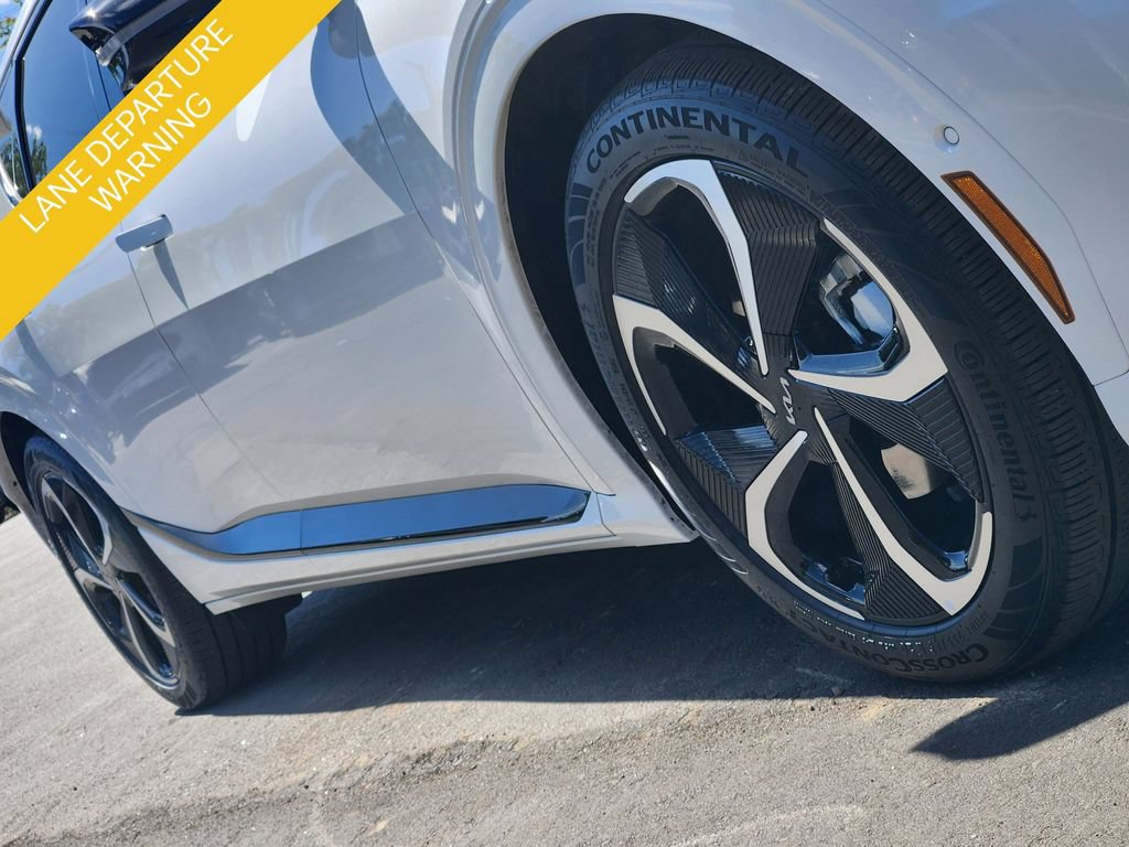 Certified 2024 Kia EV6 GT-Line AWD/4WD image 8