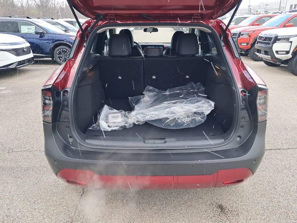 New 2026 Nissan Kicks SR w/ Cold Weather Package AWD/4WD image 24
