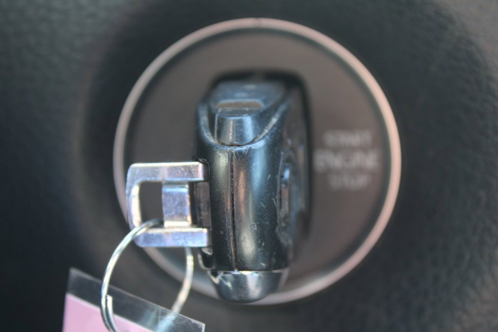 Used 2017 Volkswagen Touareg Wolfsburg Edition image 34