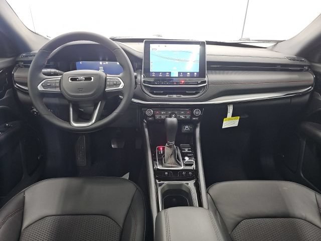 New 2026 Jeep Compass Trailhawk w/ Sun, Sound & Navigation Group AWD/4WD image 35