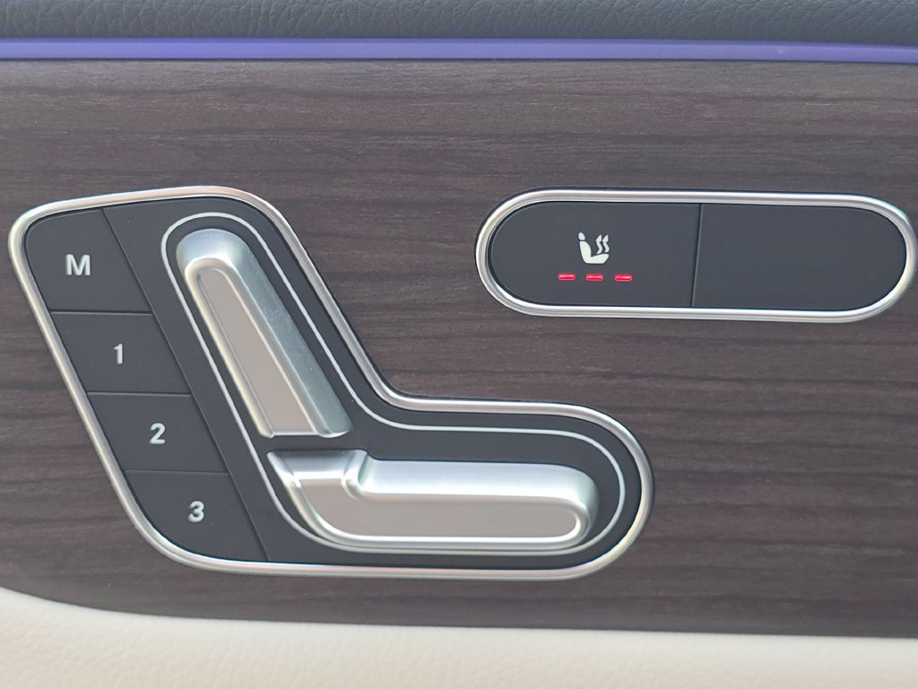 New 2026 Mercedes-Benz GLB 250 4MATIC image 6