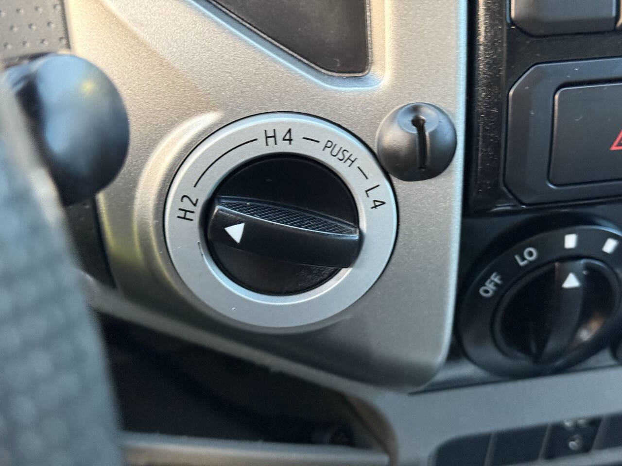 Used 2013 Toyota Tacoma 4x4 Double Cab image 19