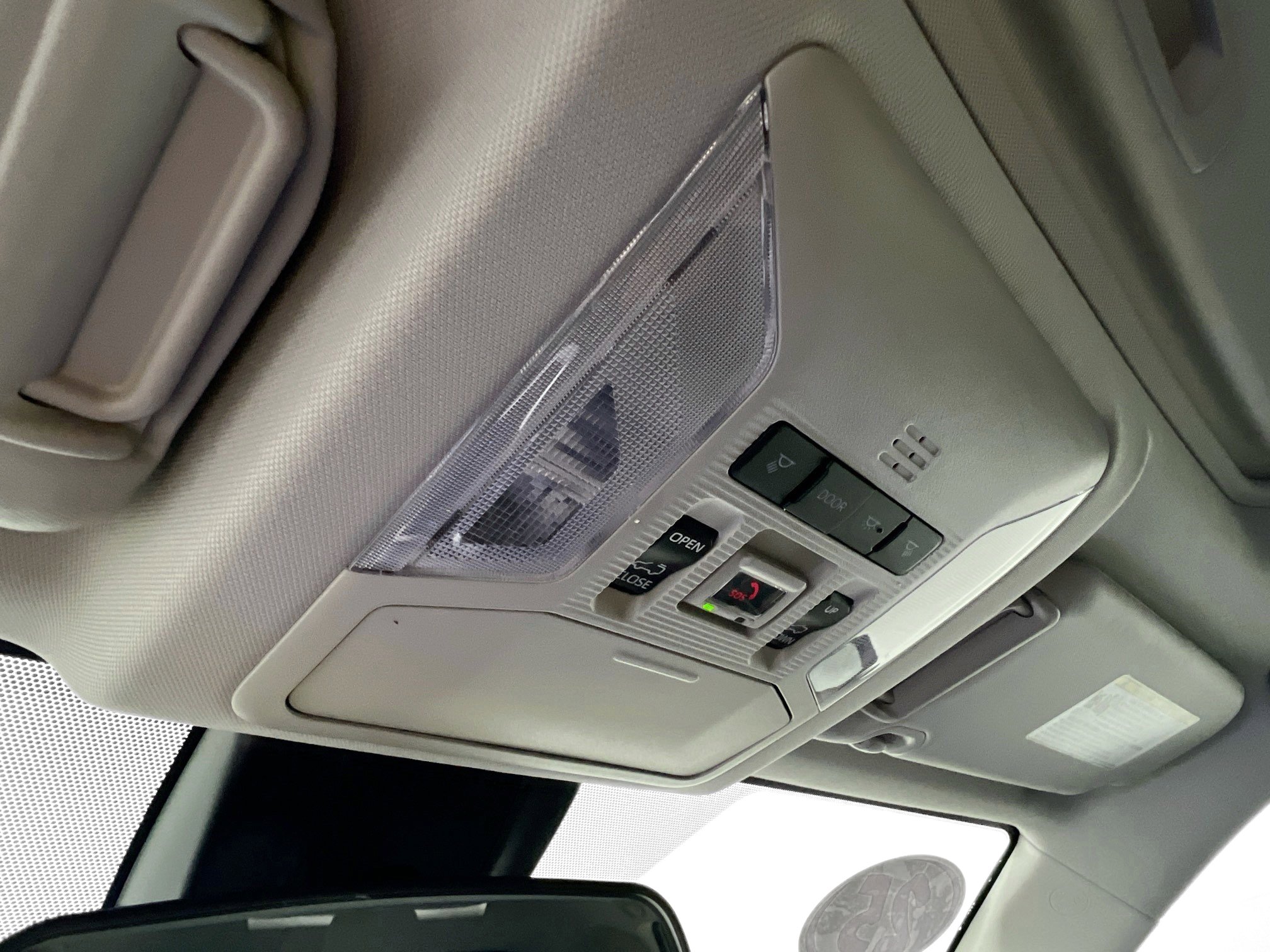 Used 2025 Toyota RAV4 XLE w/ Convenience Package image 22