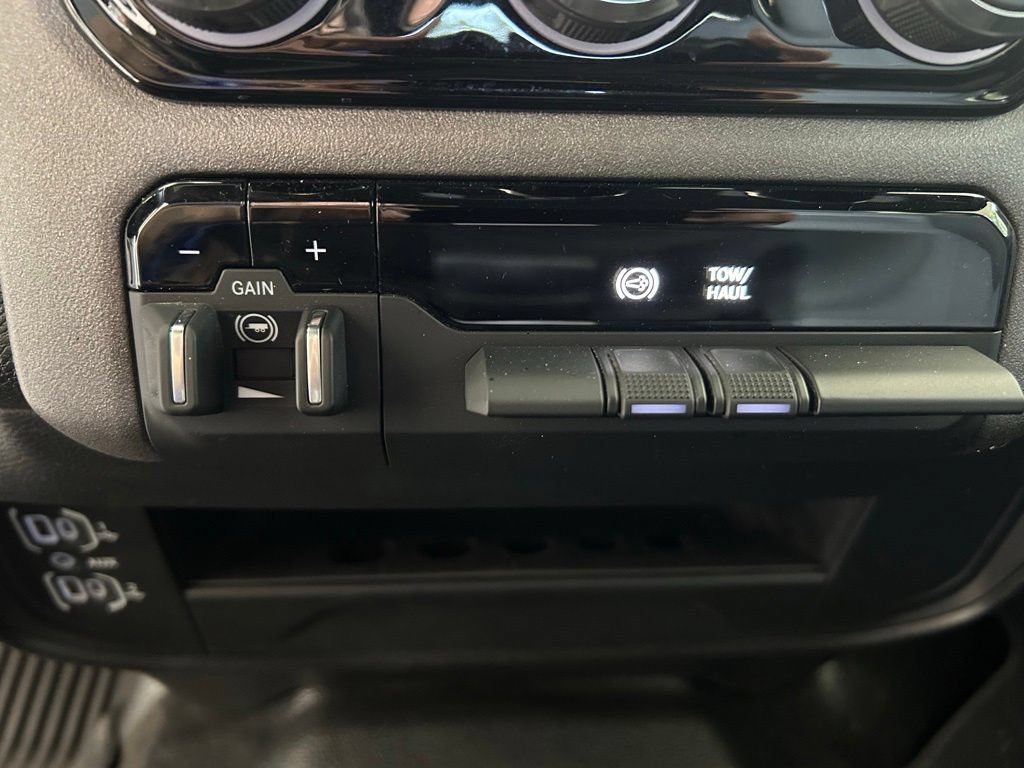 Used 2025 RAM 2500 Tradesman w/ Bed Utility Group AWD/4WD image 46