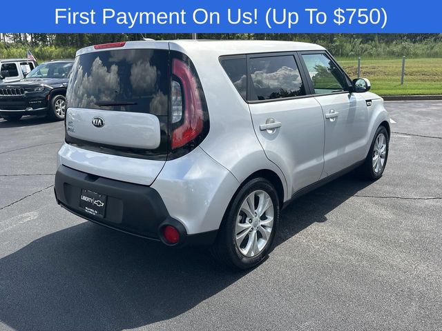 Used 2015 Kia Soul + FWD image 8