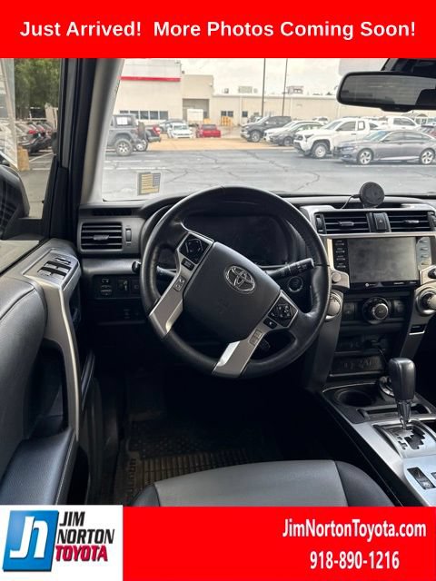 Used 2023 Toyota 4Runner SR5 Premium w/ Moonroof Package AWD/4WD image 6