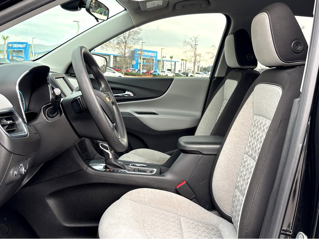 Used 2022 Chevrolet Equinox LS w/ LS Convenience Package image 14