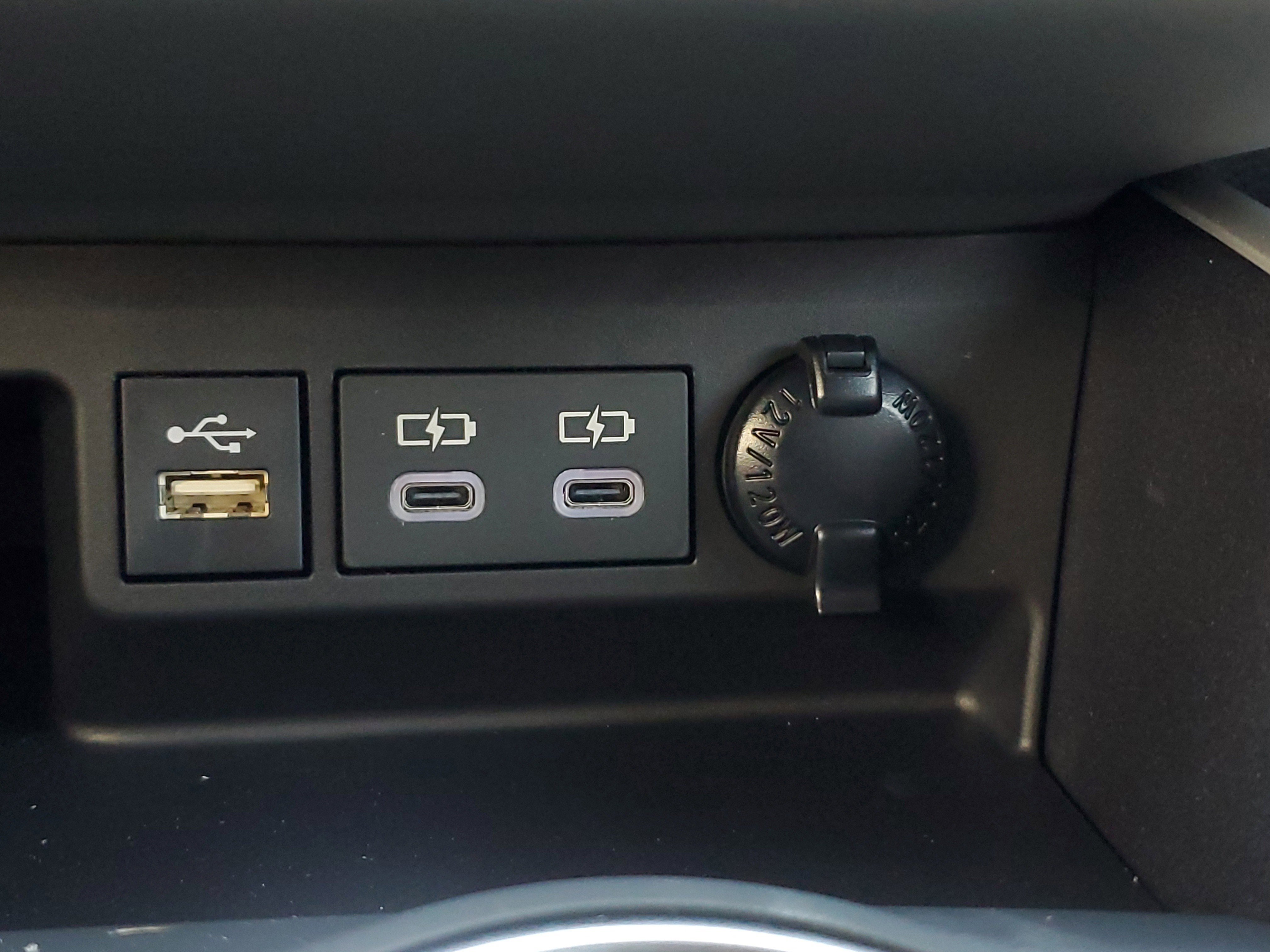 New 2026 Toyota Highlander XLE image 28