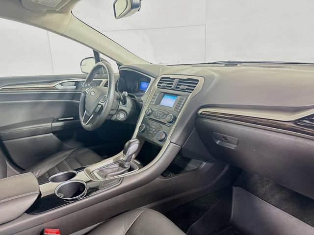 Used 2013 Ford Fusion SE FWD image 29
