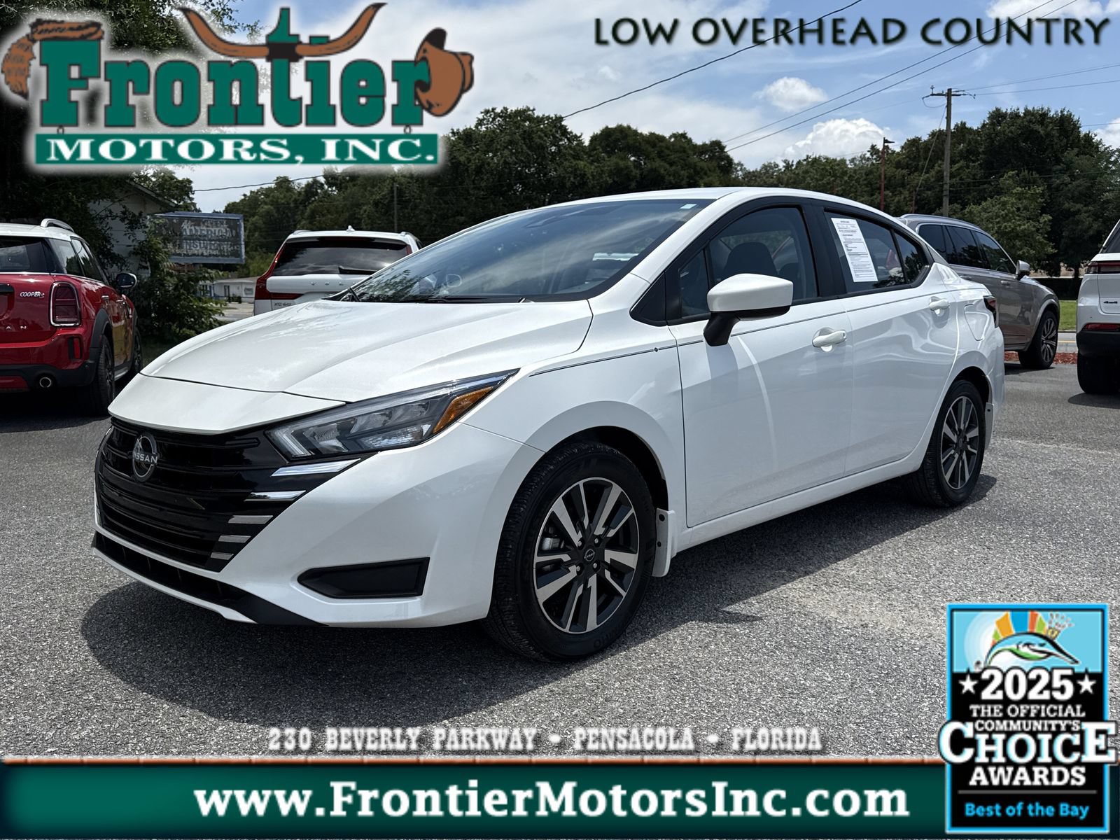 Used 2025 Nissan Versa SV w/ Trunk Package