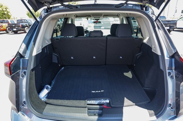 New 2026 Nissan Rogue S image 27
