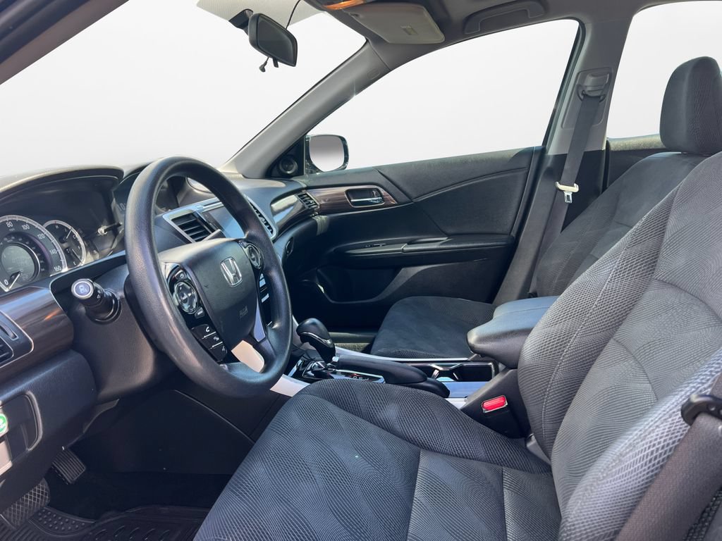 Used 2017 Honda Accord EX image 19