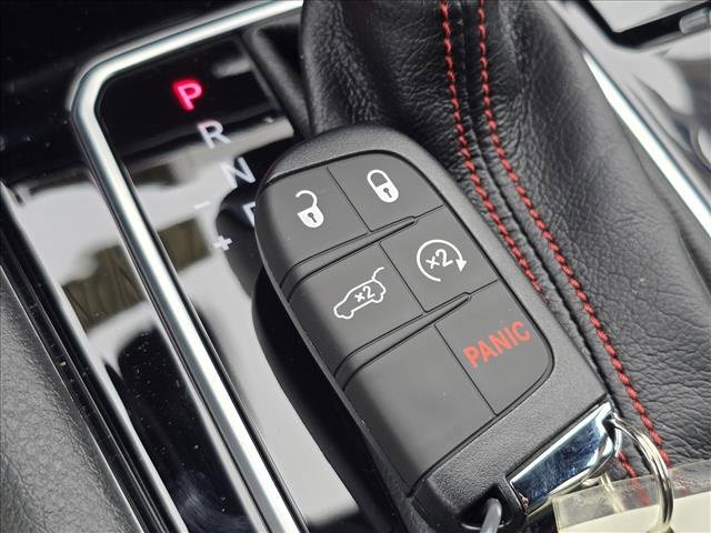 New 2026 Jeep Compass Trailhawk image 12