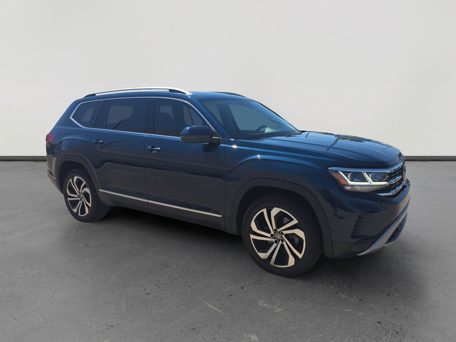 Used 2021 Volkswagen Atlas SEL Premium AWD/4WD image 7