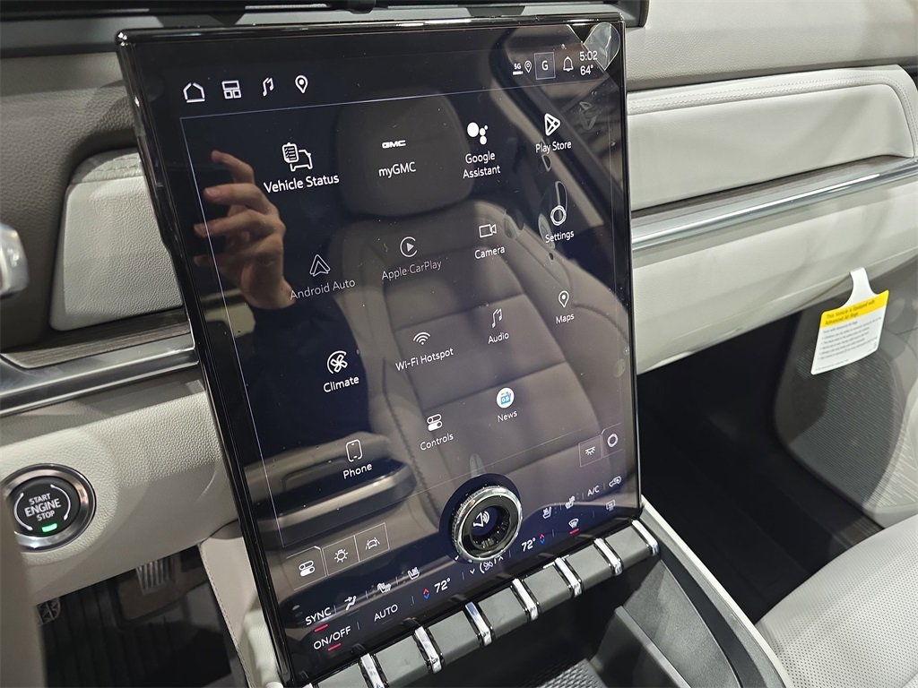 New 2026 GMC Terrain Denali w/ LPO, Black Badging Package image 21