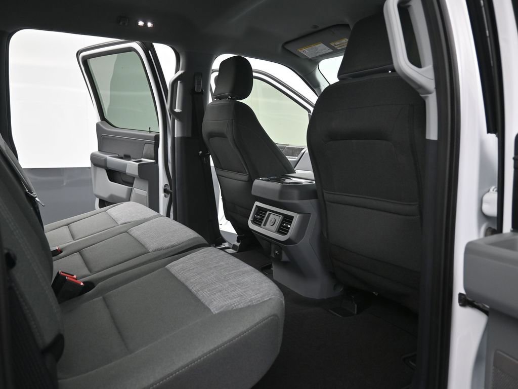 Used 2024 Ford F250 XLT w/ XLT Premium Package image 14
