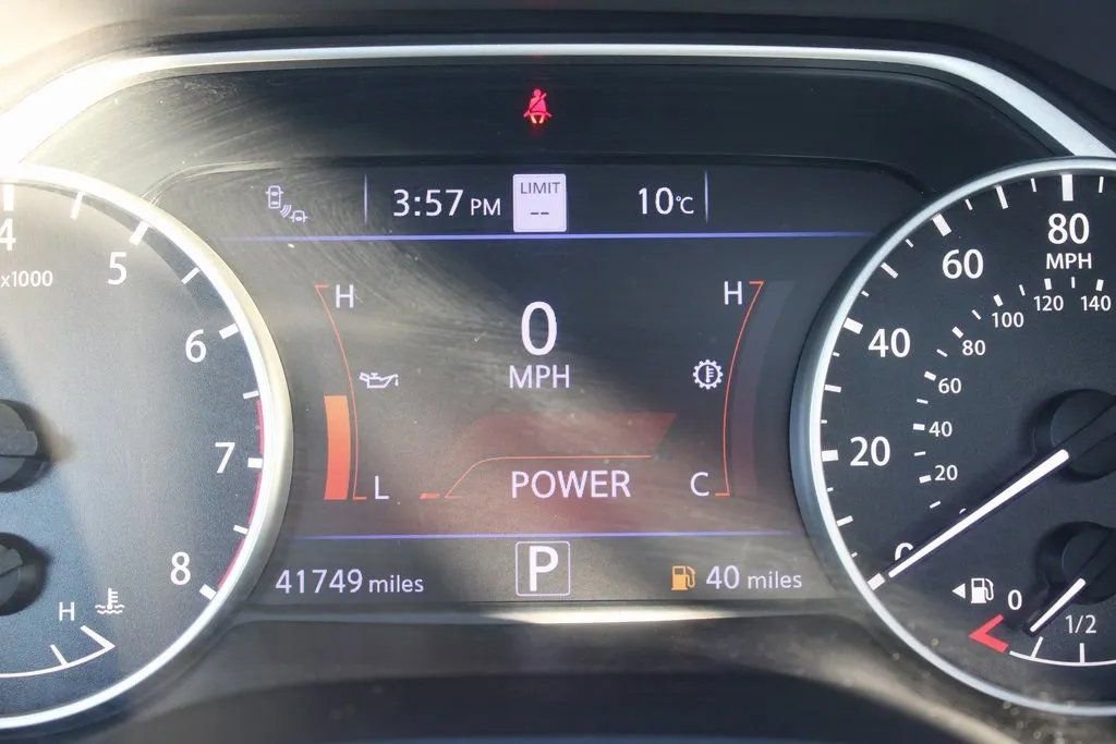 Used 2023 Nissan Maxima SL FWD image 14